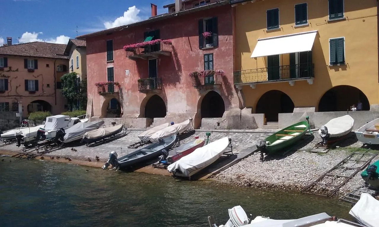 Casa Liberty Hotel Mandello del Lario Guest house