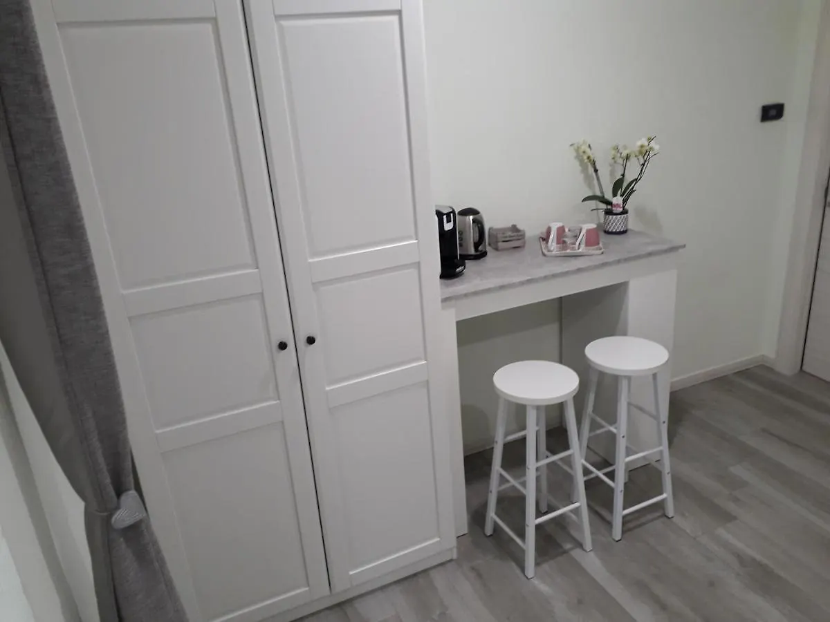 Casa Liberty Hotell Mandello del Lario Pensionat