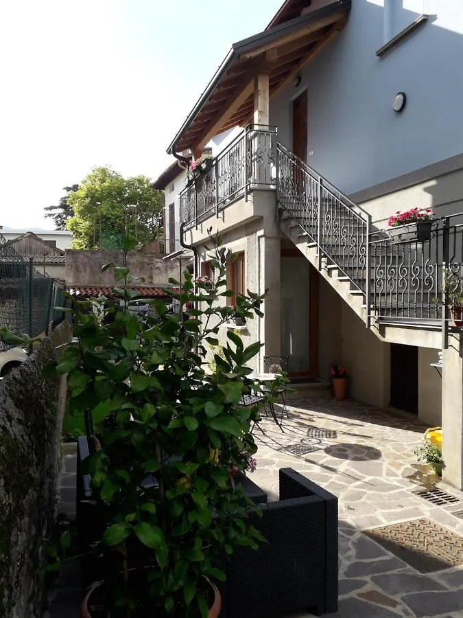 Casa Liberty Hotel Mandello del Lario 0*,
